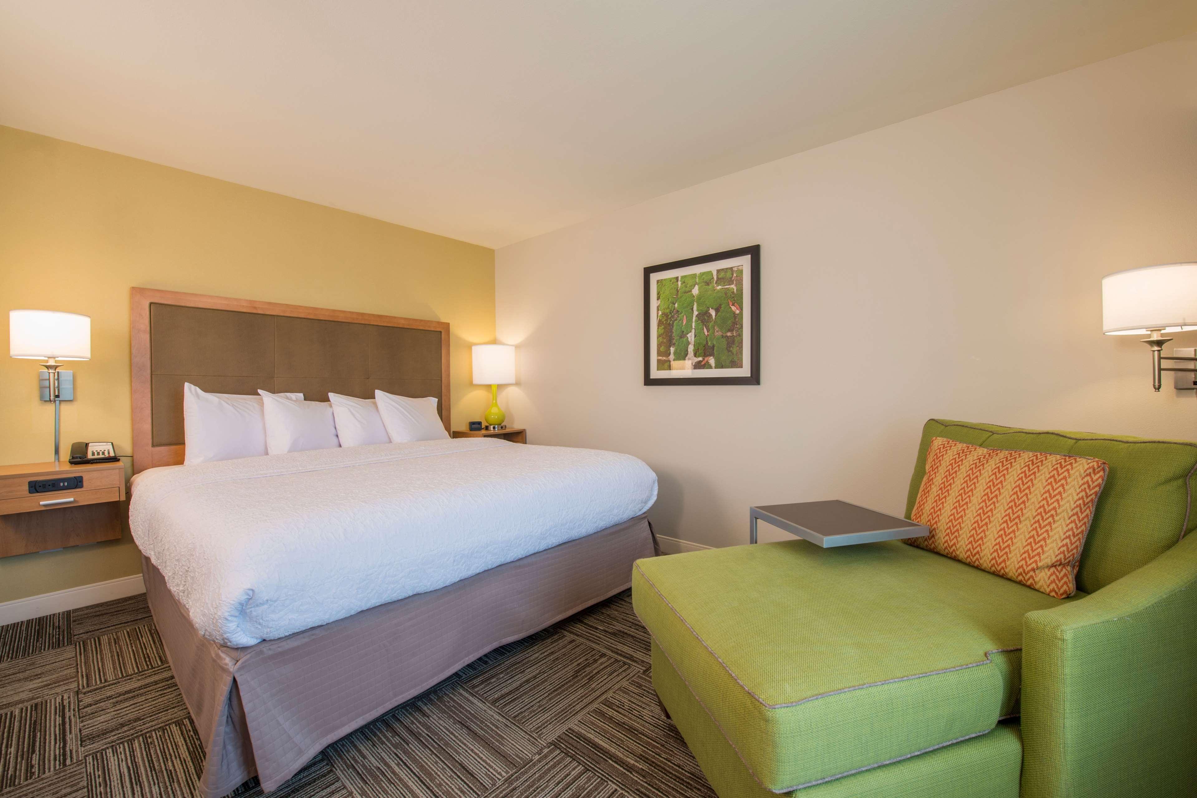 Hampton Inn Waynesboro Exterior photo