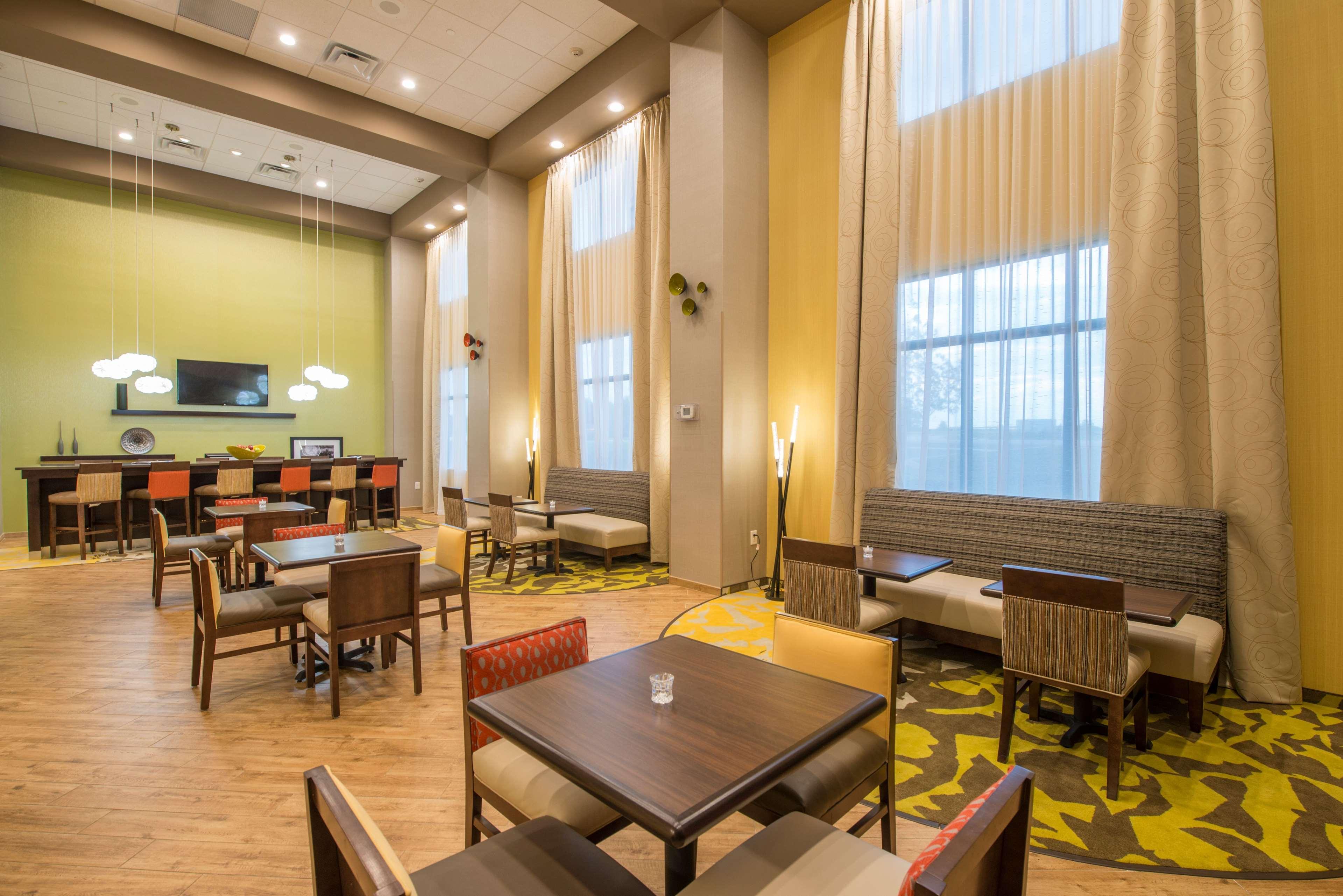 Hampton Inn Waynesboro Exterior photo